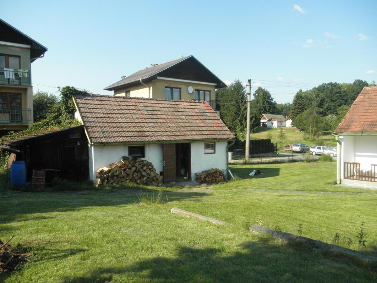 Chlalupa Se Zahradou - Chlum U Trebone Villa Exterior foto