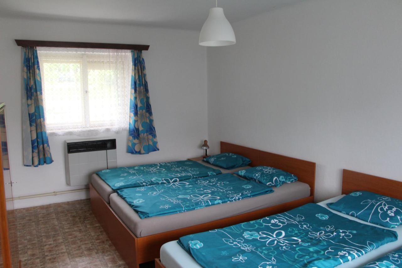 Chlalupa Se Zahradou - Chlum U Trebone Villa Exterior foto